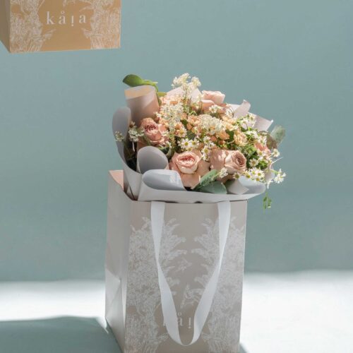 spring cappuccino floral bag bouquet