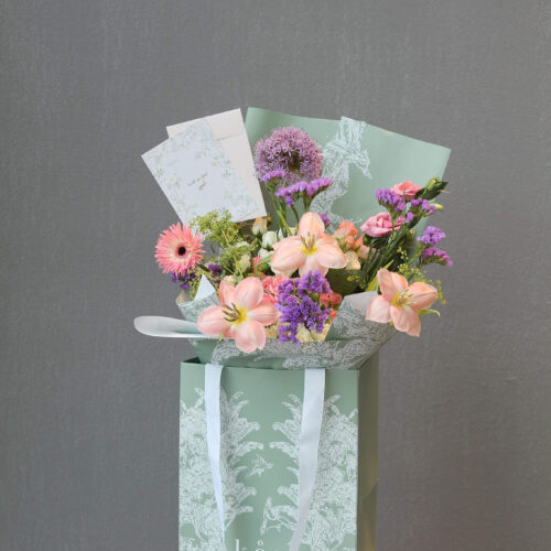 petal dreamscape floral bag bouquet