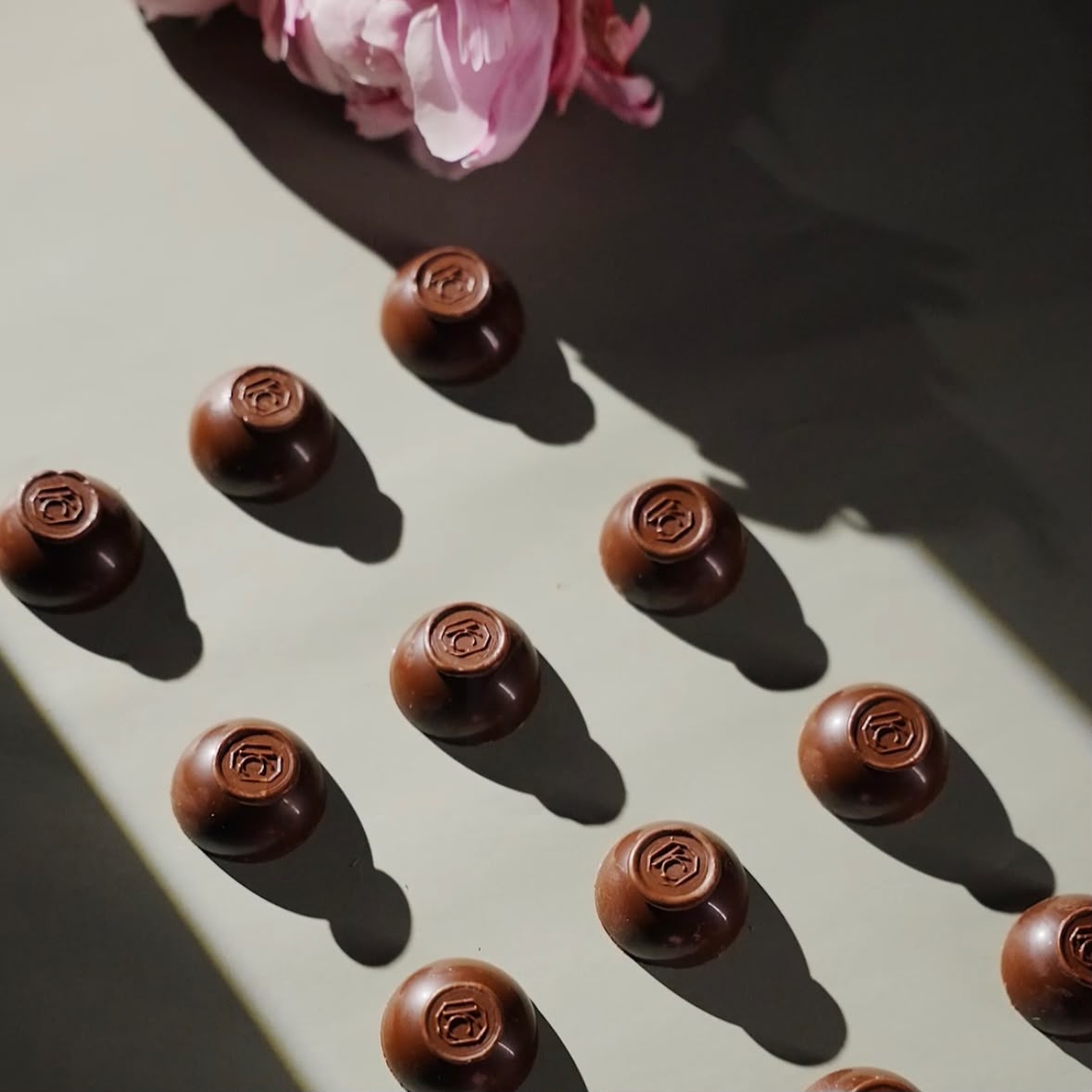 dark chocolate coconut caramel - Image 6