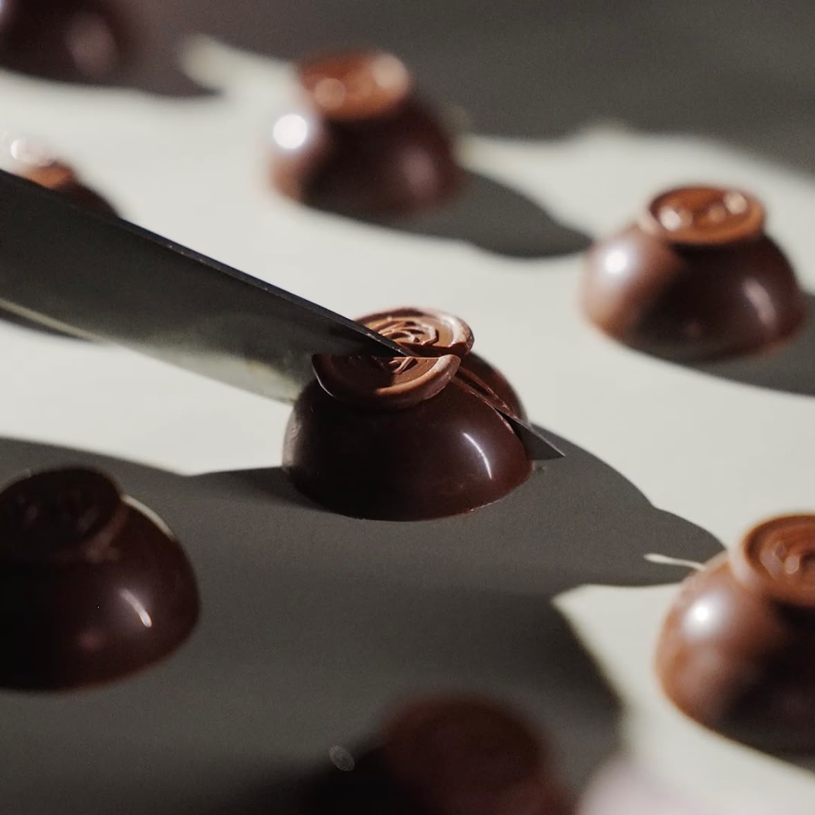 dark chocolate coconut caramel - Image 5